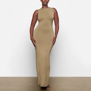 SKIMS Soft Lounge Long Dress – Desert – Size M – NWOT